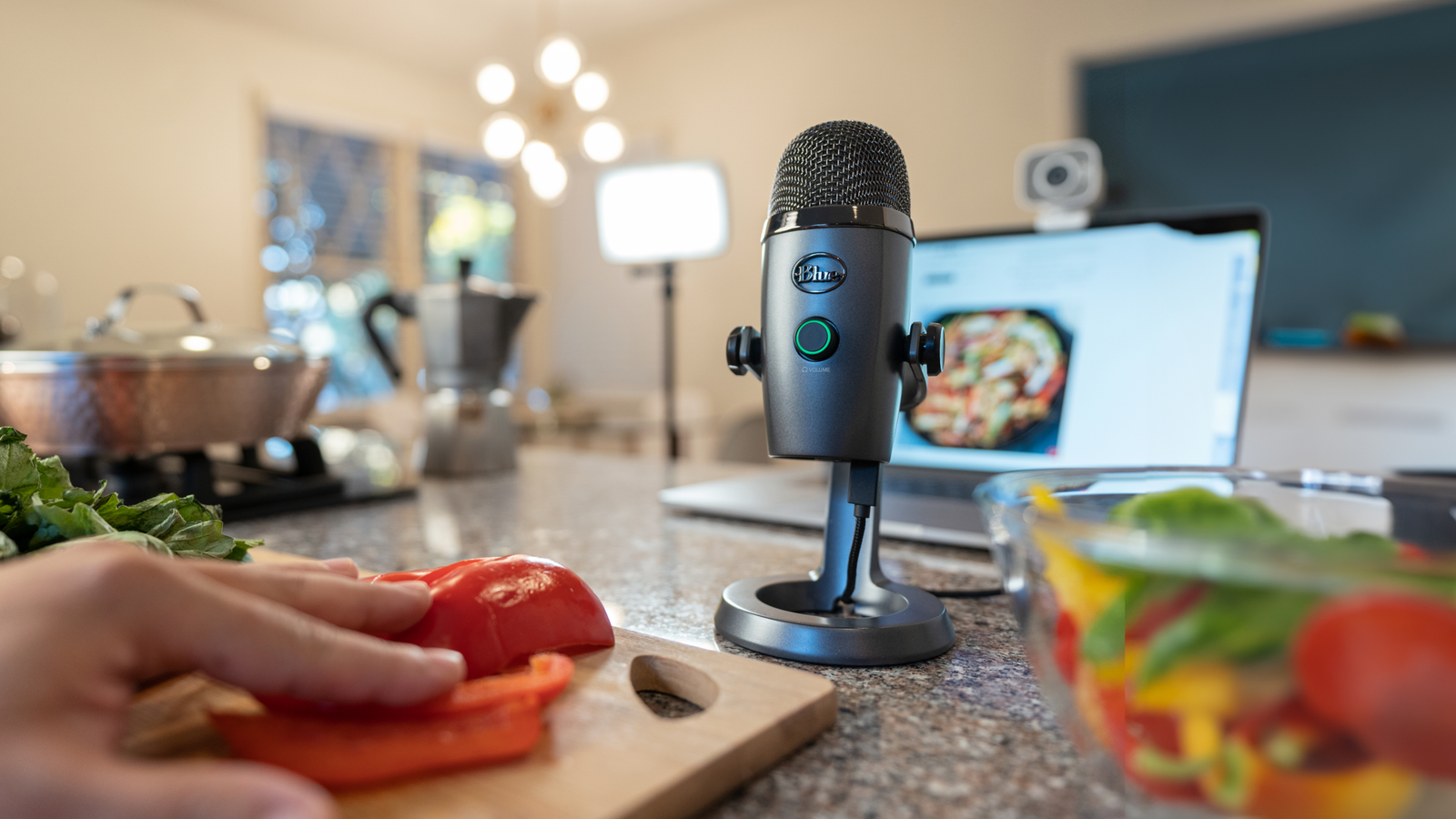 Logitech YETI NANO USB MICROPHONE - Image 2