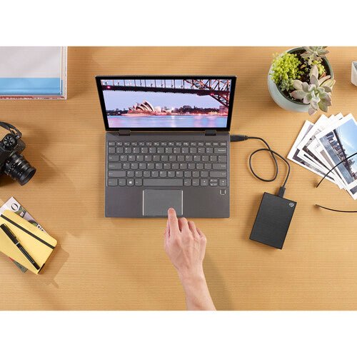 Seagate 4TB One Touch Desktop External Drive with Built-In Hub (Black) STLC4000400 - Image 8