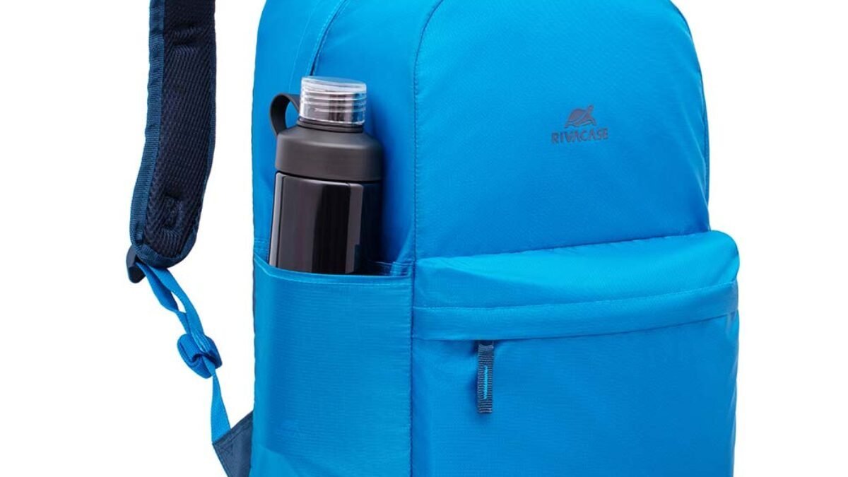 light blue 24L Lite urban Rivacase 5561 Laptop Bag - Image 3