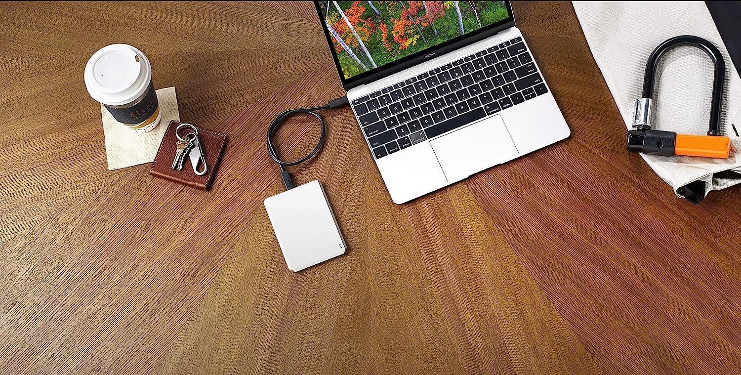 LaCie 2TB USB 3.1 Type-C Mobile Drive (Moon Silver) STHG2000400 - Image 3