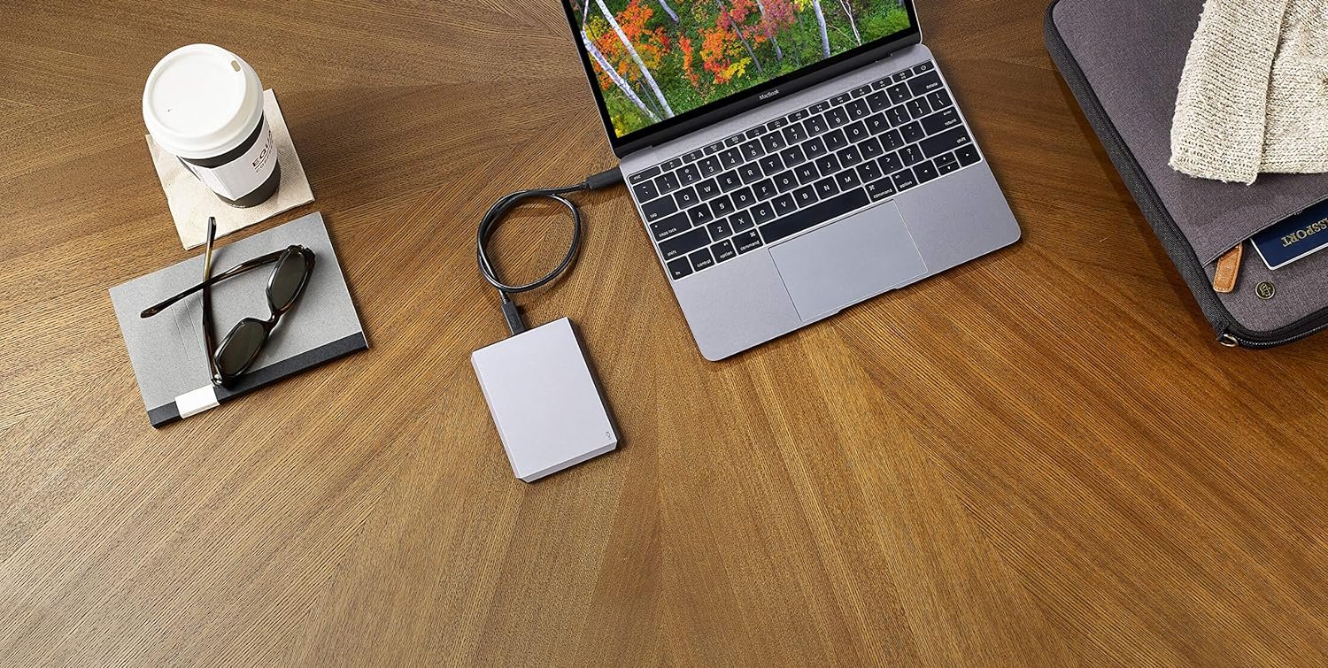 LaCie Mobile 2TB External Hard Drive HDD, USB-C, USB 3.0, for Mac and PC (STHG2000402) - Image 4